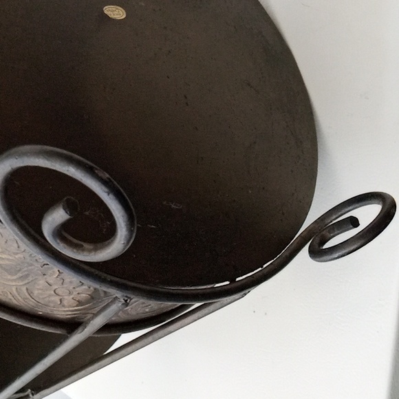 Two Tier Copper Metal Basket Floral - Picture 8 of 8